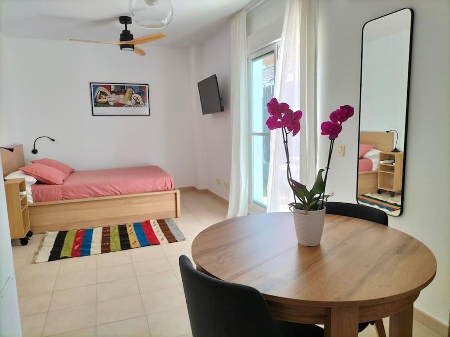 Estudio 52 Malaga Centrico Parking Gratuito Apartment Exterior foto