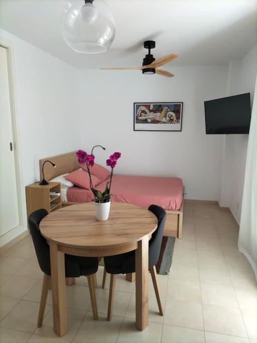 Estudio 52 Malaga Centrico Parking Gratuito Apartment Exterior foto